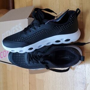 NEW stylish comfortable sneakers